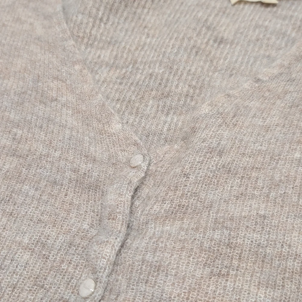 La Mailee Sezane Paris Knit Mohair Alpaca V-Neck Cardigan (Women's Medium) - Picture 3 of 9